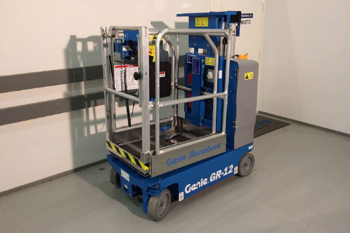 Вертикальный мачтовый подъемник Genie GR-12